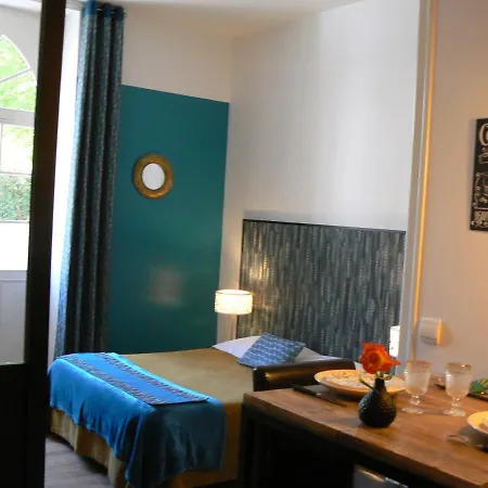 Les Tulipiers, Parking Securise, Lit Queen-size, Centre