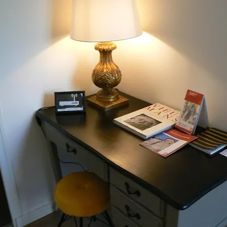 Apartamento Les Tulipiers, Parking Sécurisé, Lit Queen-size, Bord De Sarthe Le Mans