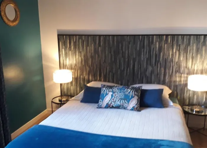 Apartment Les Tulipiers, Parking Securise, Lit Queen-size, Centre *