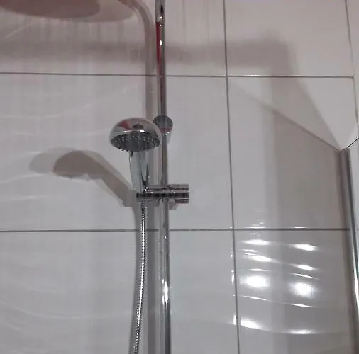 Les Tulipiers, Parking Securise, Lit Queen-size, Centre Le Mans