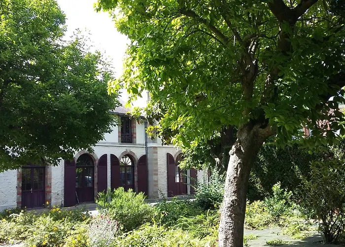 Les Tulipiers, Parking Securise, Lit Queen-size, Centre * Le Mans