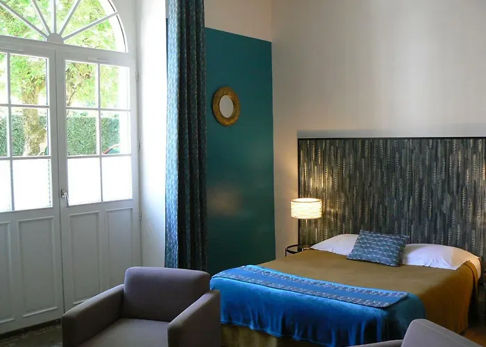 Apartment Les Tulipiers, Parking Securise, Lit Queen-size, Centre *